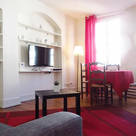 Rue Des Maroquins Apartment *